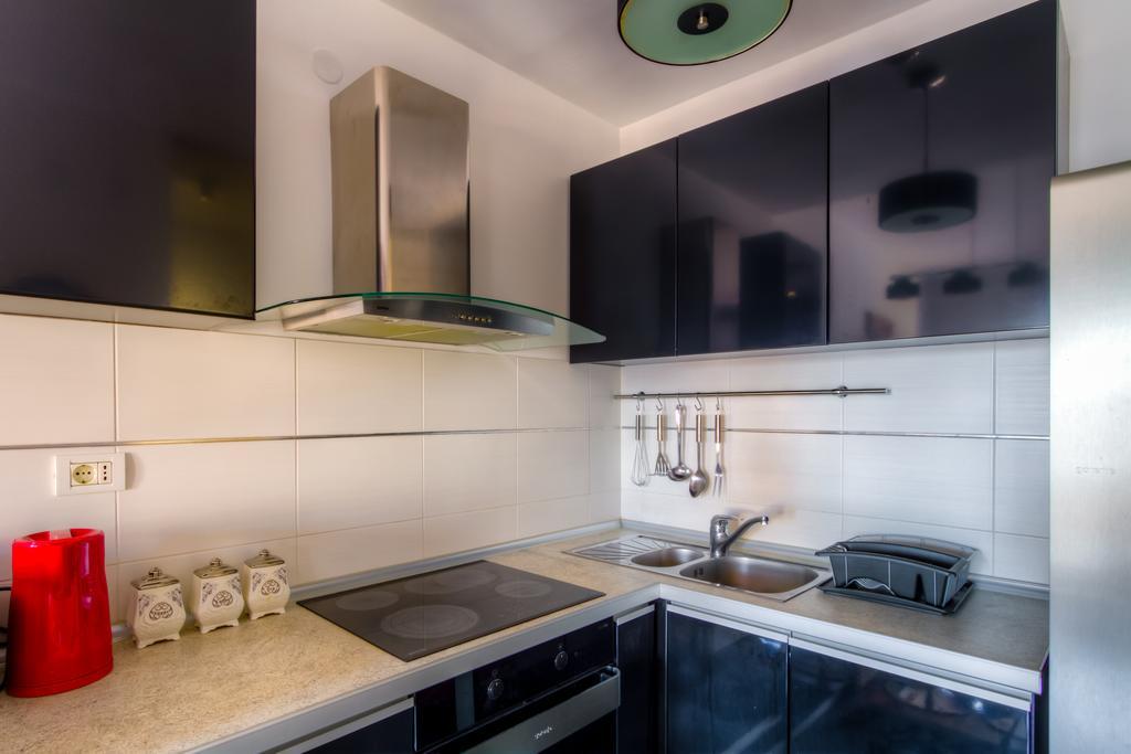 Delta Capital Apartment Podgorica Ngoại thất bức ảnh